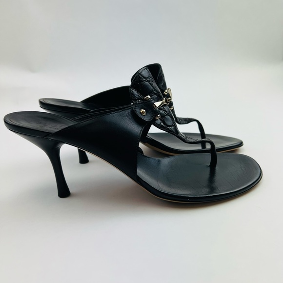 GUCCI: Brown, Leather & Gold metal Horsebit Mules, Size: EU 39C - US 9 - Picture 4 of 10